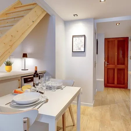 Bluestay 252 - Duplex Au Coeur De パリ
